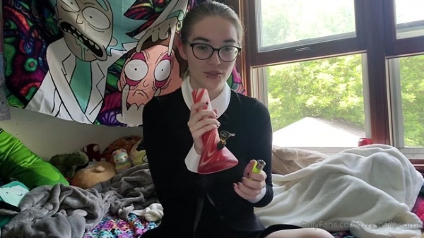 Izzy Hellbourne - Religious Girl Smokes and Shows You Her New Dildo