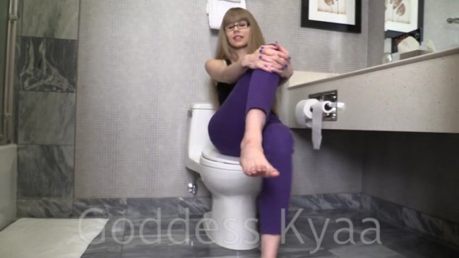 Goddess Kyaa – Toilet Fetish Humiliation 3