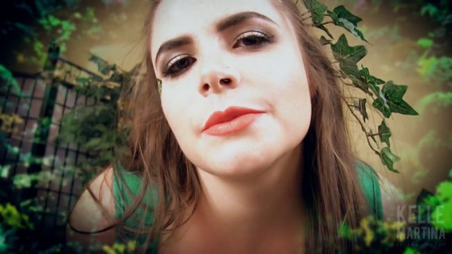 Miss Kelle Martina – Poison Ivy’s Prisoner