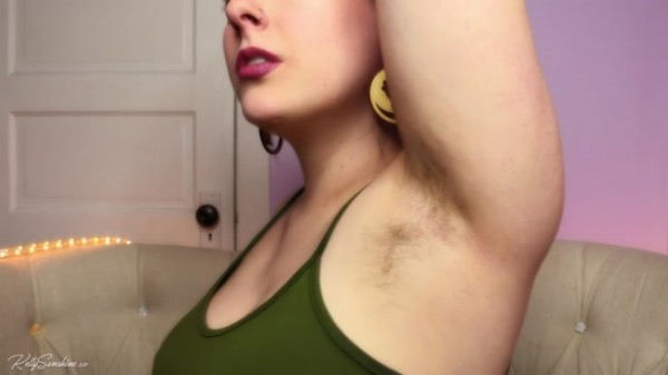 Kelly Sunshine - Hairy Armpits Mesmerize