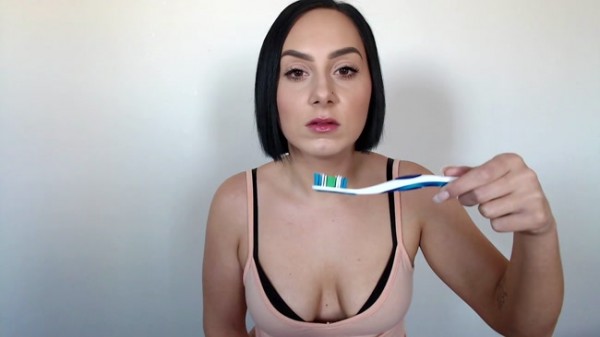 Goddess Arielle - Brush Your Teeth With Cum