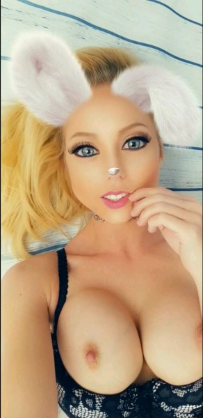 Shawna Lenee – Nude Snapchat Story – Day 003