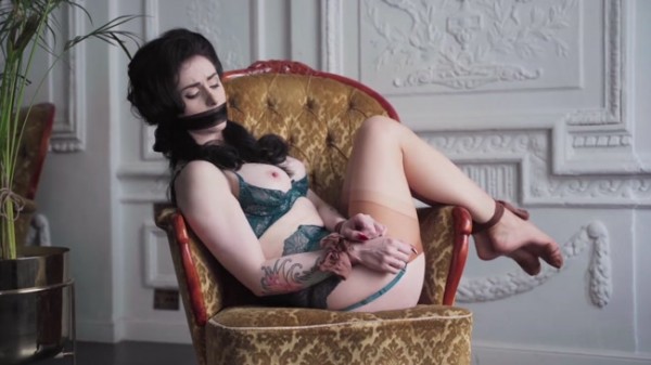 Miss Ellie Mouse - Fetish Diva and Bondage Stockings