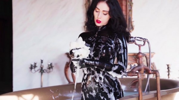 Miss Ellie Mouse - Black Latex Catsuit and Soap Suds