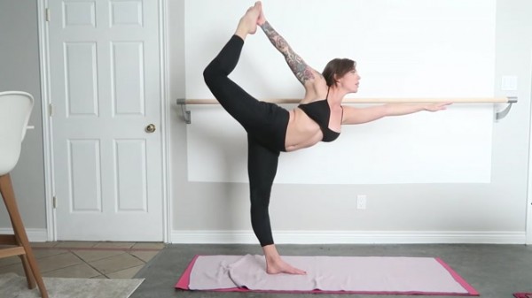 Yogabella - Yoga Turns Me On