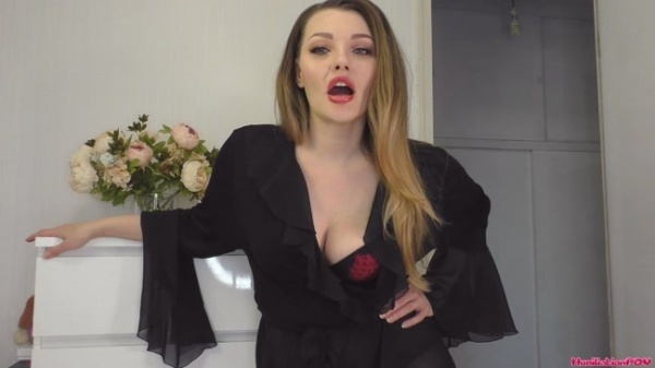 Miss Honey Barefeet - Repulsive Cum Junkie Cum Eating Freak
