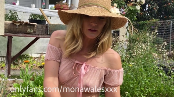 Mona Wales - Your M00m Makes You Cum In The Garden