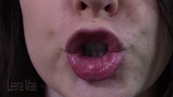 Leena Mae - Square Lips