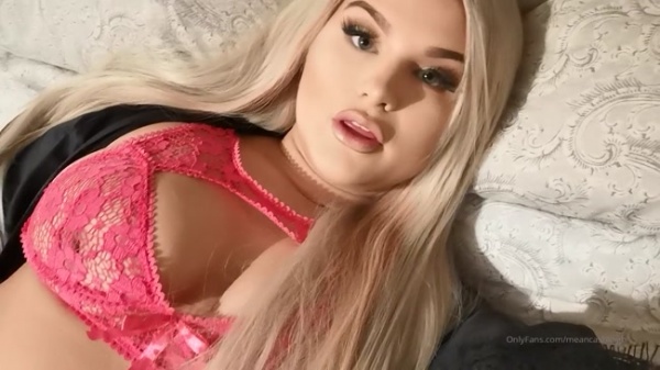 Mean Cashleigh - I Want To Hear You Begging Him To Stop Fucking Your Girlfriend Cuckold