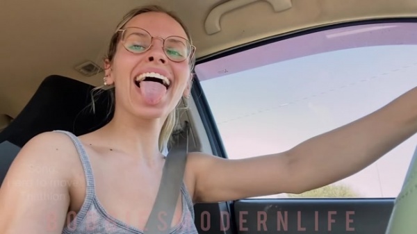 Bobbie Lavender - I apologize for interrupting your fap sesh, with my least entertaining vlog yet