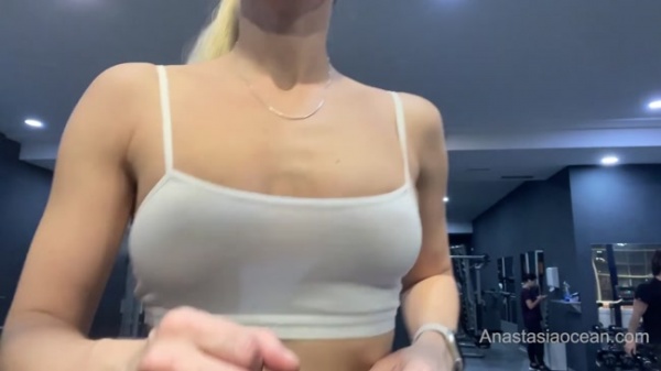 Anastasia Ocean - Sporty Boobs Meditation For You. Jumping Titis On Public