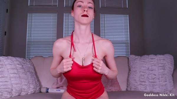 Goddess Nikki Kit - Edging in Chastity with Wand Vibrator