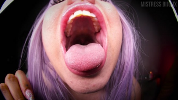 Mistress Bijoux - Stinky Mouth ASMR