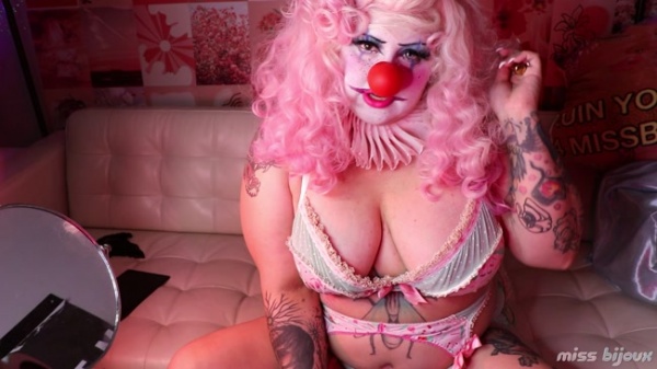 Mistress Bijoux - Clown Coughs