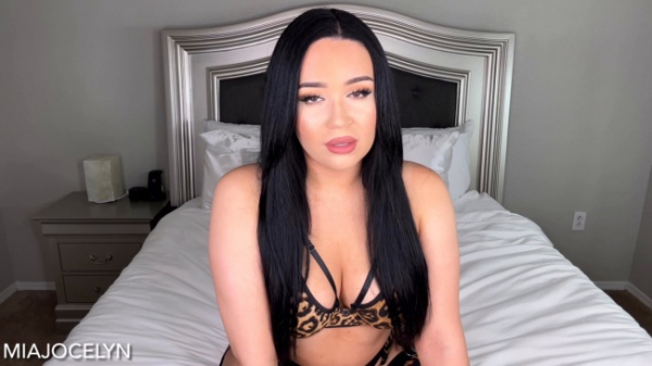 Mia Jocelyn - SELF DEGRADING SLUT VIRTUAL SEX