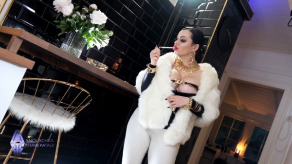Anouschka Femme Fatale - SERVE AS MY ASHTRAY