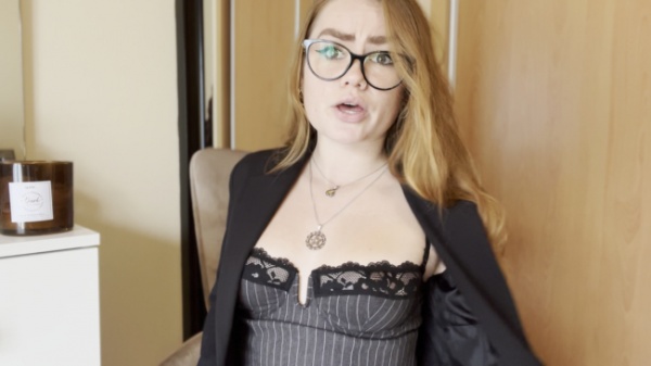 Goddess Roxy - Worship Your Therapist Pt2