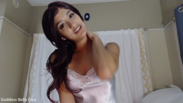 Bad Bella - Bare Armpit Worship