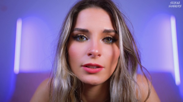 Selena Summerz - Eye Contact Challenge