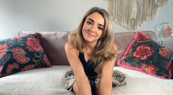 MollySpoilme - serve my sorority house