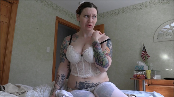 Bettie Bondage - Dr Mom and the Anal Semen Extraction