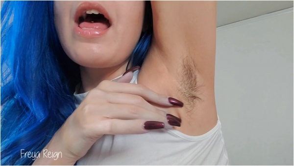 Freya Reign - Winter Hairy Sweaty Armpit Worship