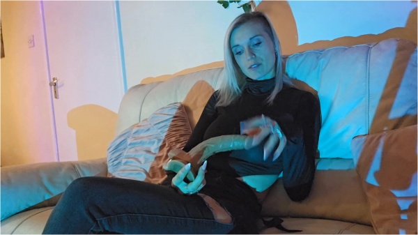 Lexi Snow - I Dare You To Let Me Peg You