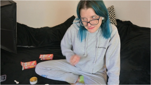 Miss Ellie - Comfy Snack Farts