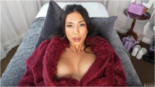 sloane sabbath - robed for your pleasure