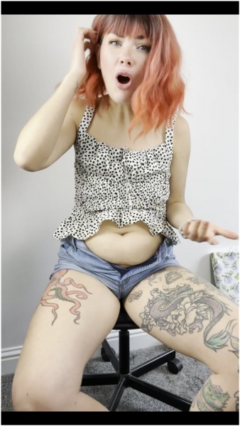 Yourhikerbabe - Vore consumes everyone and everything on vacation