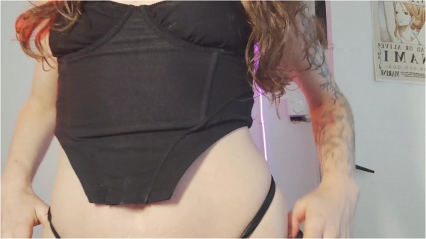 Mistress Maxima - Teasing your locked dickette