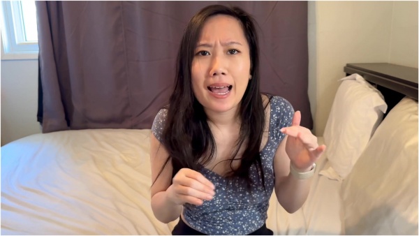 dearPeony - Bratty Asian Sorority Girl Eats Cucks Cum
