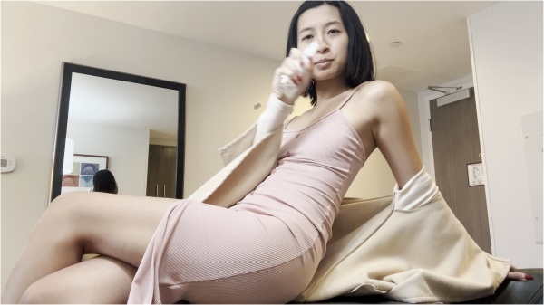 FelicityAzura - Asian Giantess Shrinks Realtor